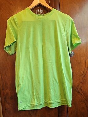 Women's Short Sleeve Crew Neck T-Shirt in Bright Lime Green - Size M